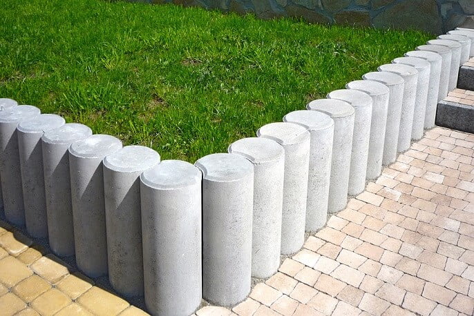 Prefabrykaty betonowe, palisada, obrzeża